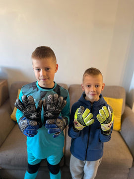 Junior Goalkeeping Gloves - J4K SPORTS